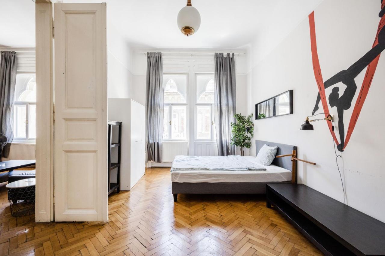 Downtown Circus Apartment 布达佩斯 外观 照片