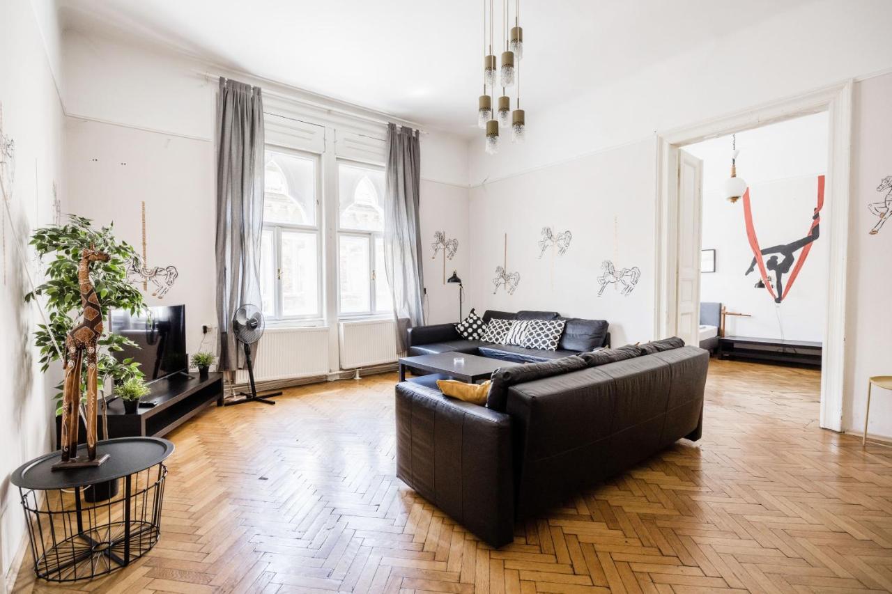 Downtown Circus Apartment 布达佩斯 外观 照片
